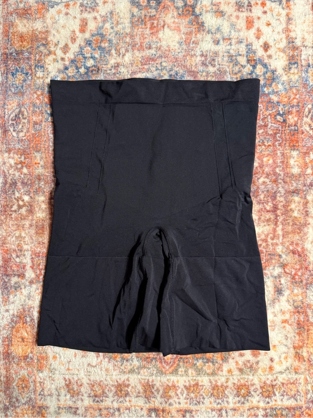 SPANX OnCore Mid-Thigh Shaping Shorts Black Large NWOT